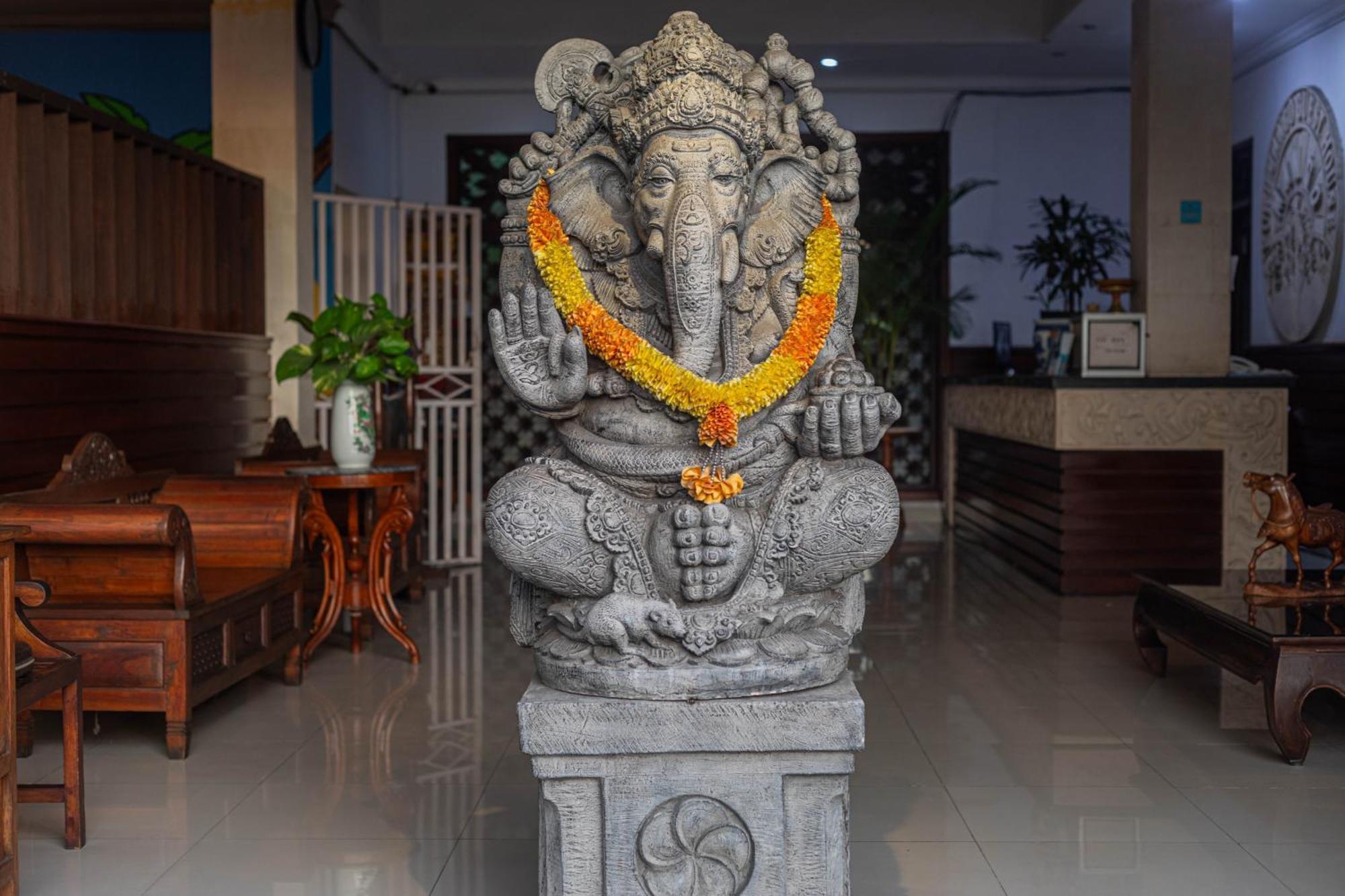 Puri Mango Guest House Sanur 外观 照片